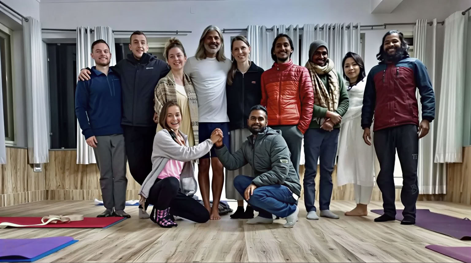 Curso de Formación de Profesores de Kundalini Yoga de 300 Horas en Rishikesh