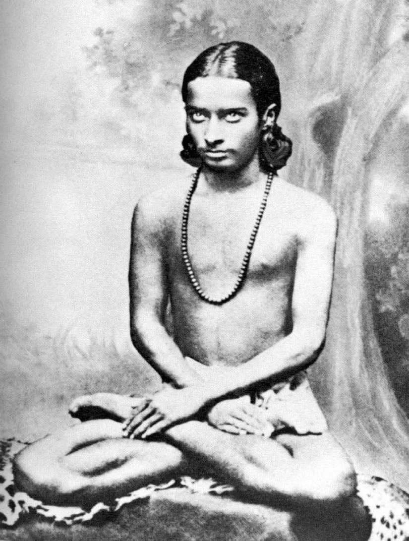 Curso de formación de profesores de yoga Bhakti de 300 horas en Rishikesh, India