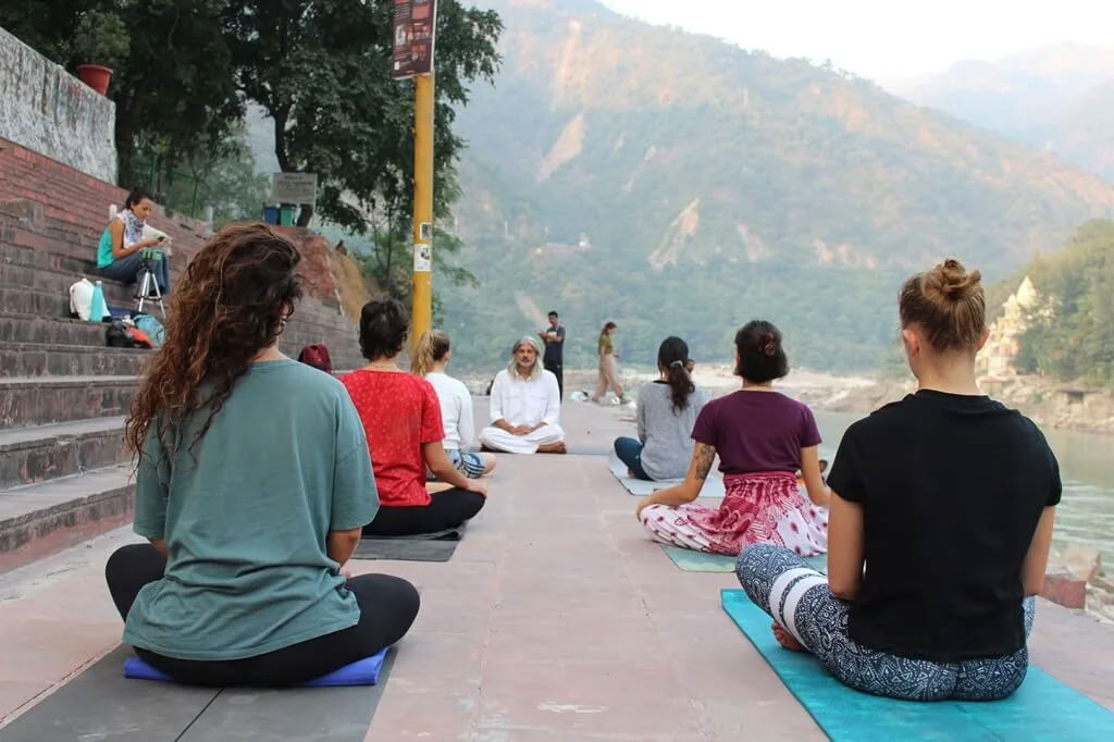 Retiro de Terapia de Yoga