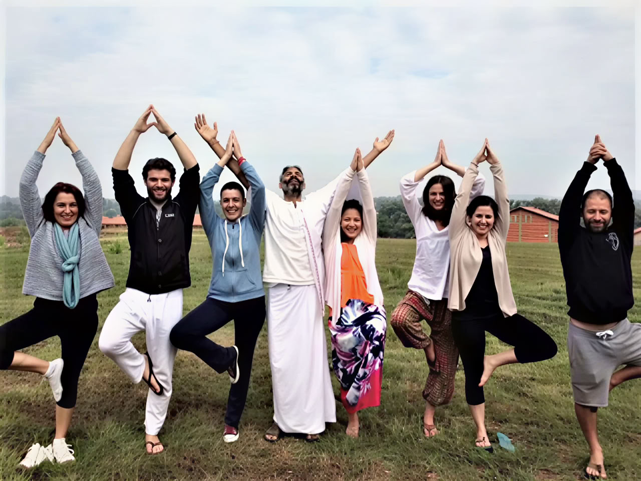 100 Horas Retiro de Formación de Yoga para Niños en Rishikesh – 10 Días