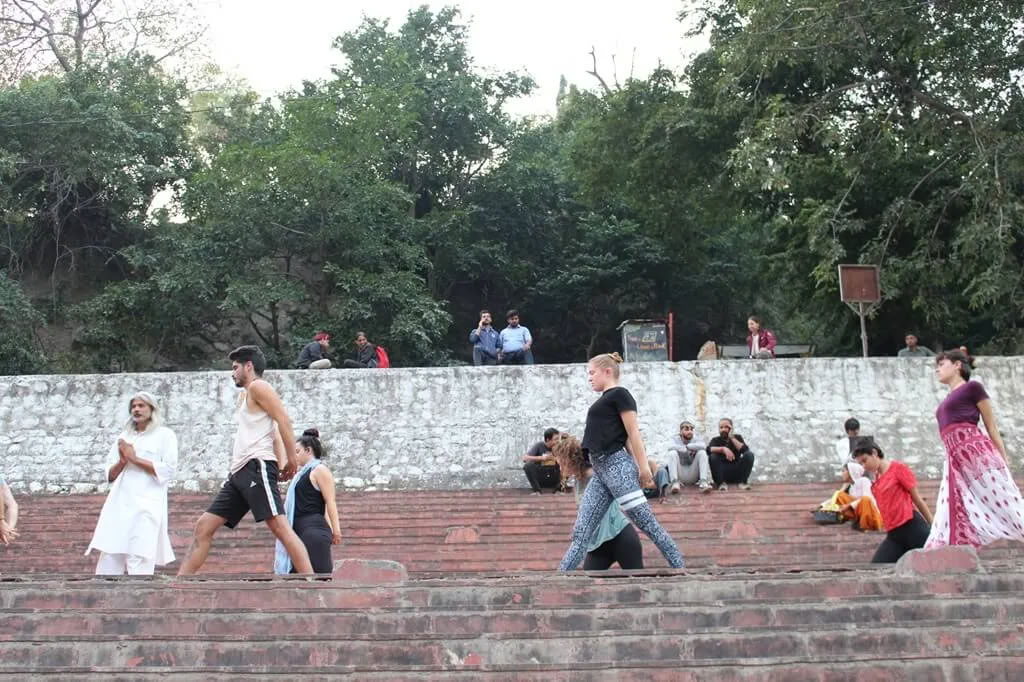 100 Horas Retiro de Formación de Yoga para Niños en Rishikesh – 10 Días