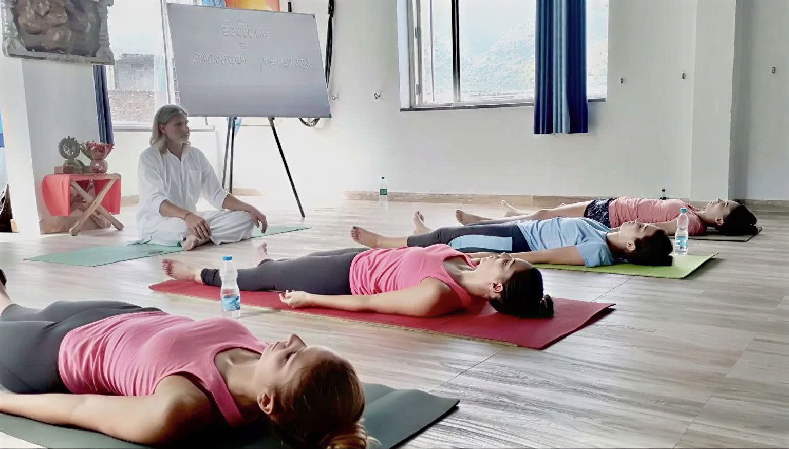 Yoga Therapy Training Retreat en Rishikesh – 21 Días