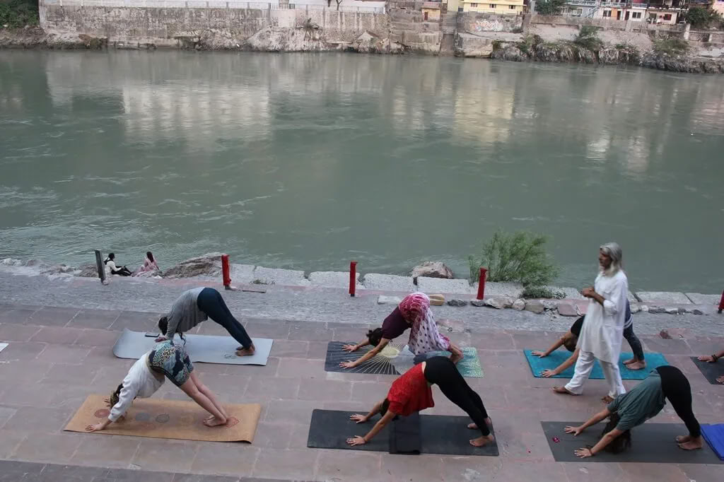 Retiro de Yoga de Transformación del Eclipse Lunar