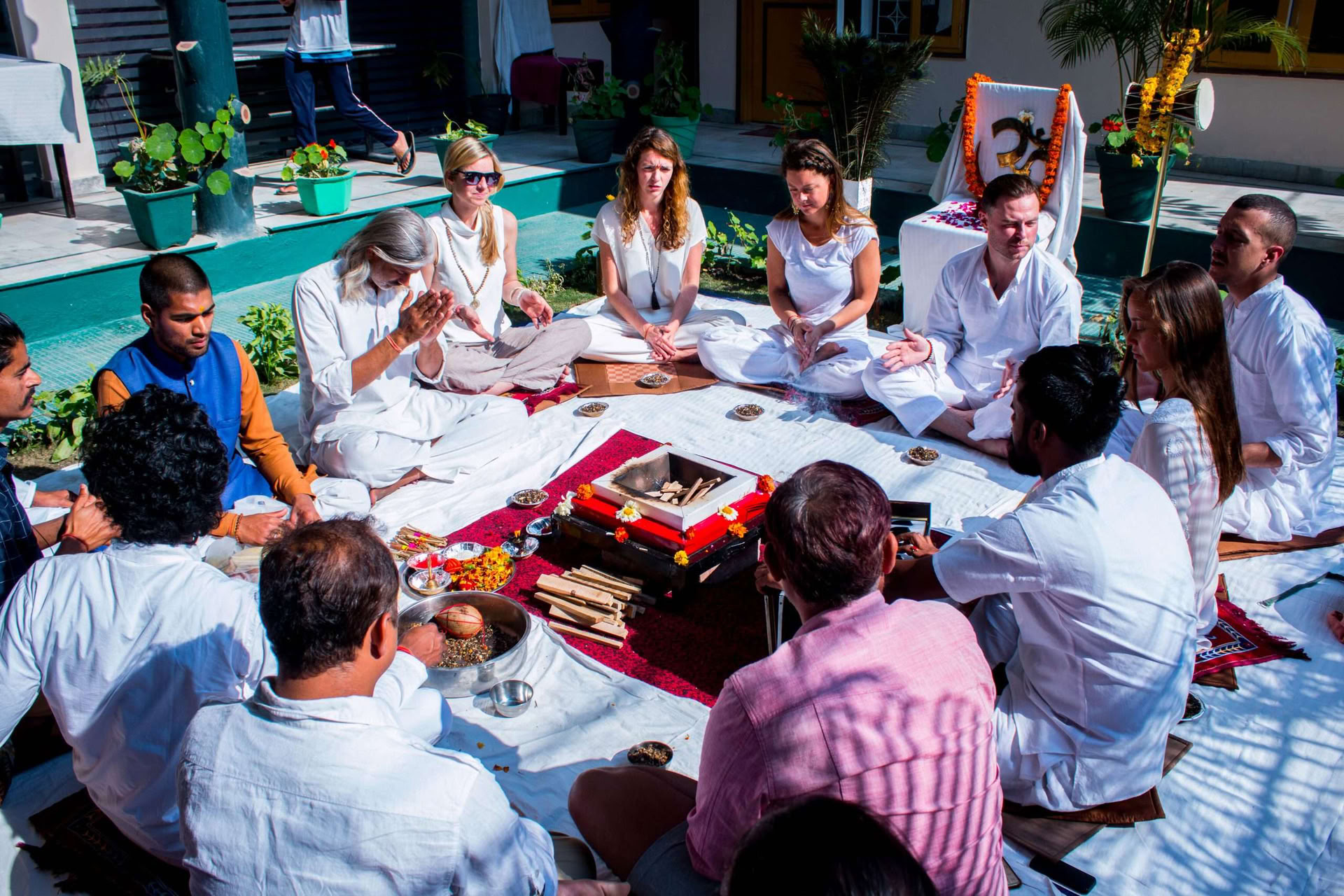 Curso de formación de profesores de Hatha Yoga de 300 horas en Rishikesh, India – 01 jul – 18 ago