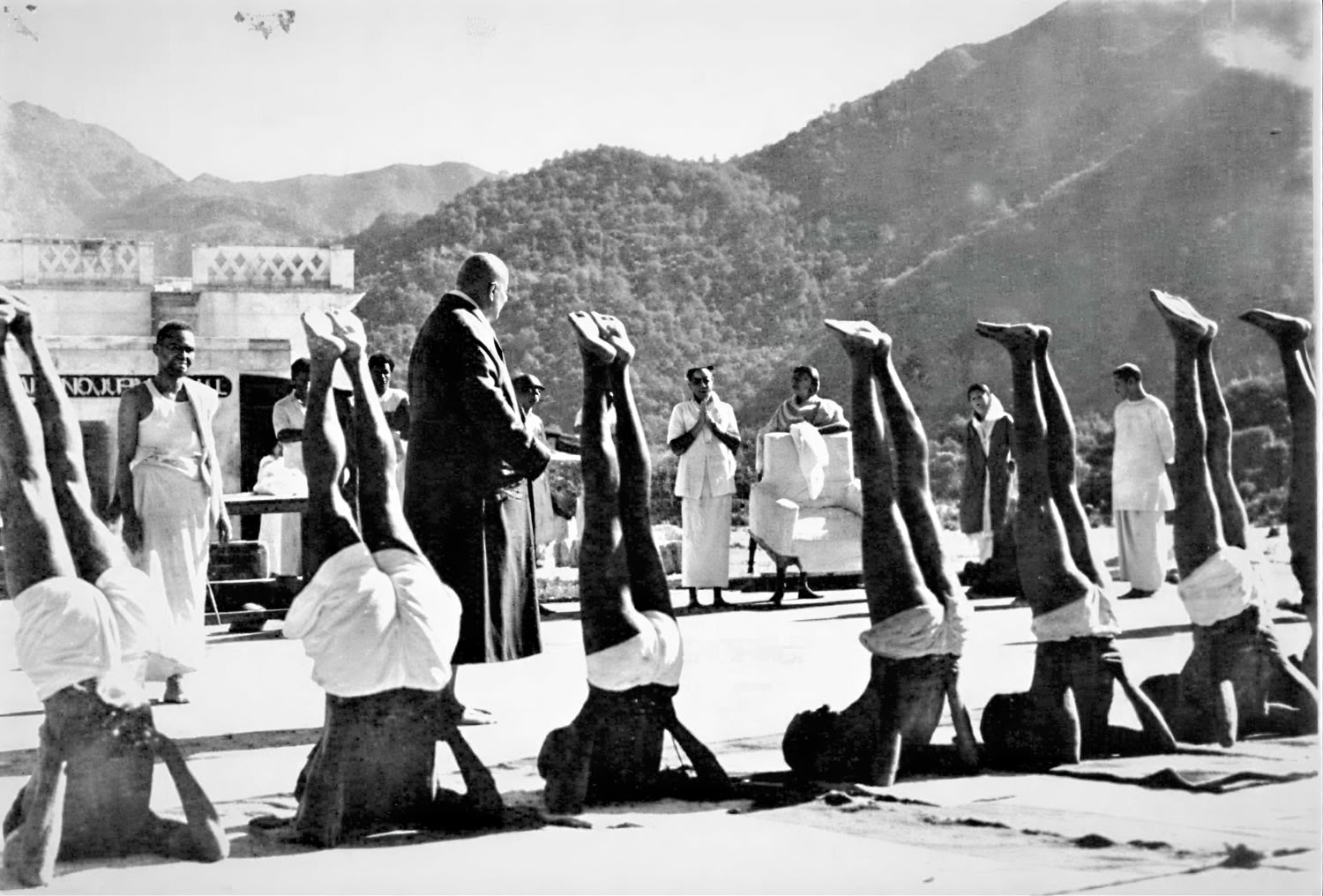 Retiro de formación en terapia de yoga en Rishikesh, India