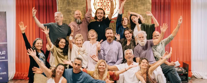Satsang en la Tradición del Yoga Himalayo — Tierra Sagrada