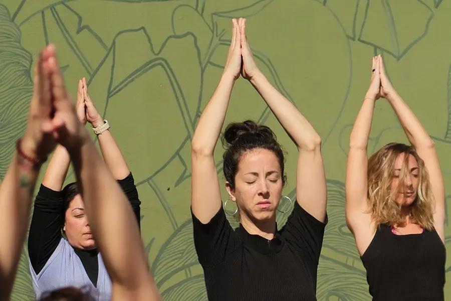 Entrenamiento de Profesor de Yoga de 50 horas