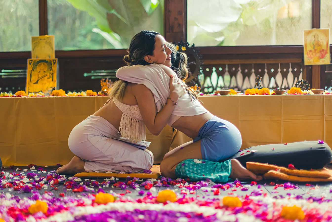 Formación de Profesores de Yoga de 300 Horas Elements