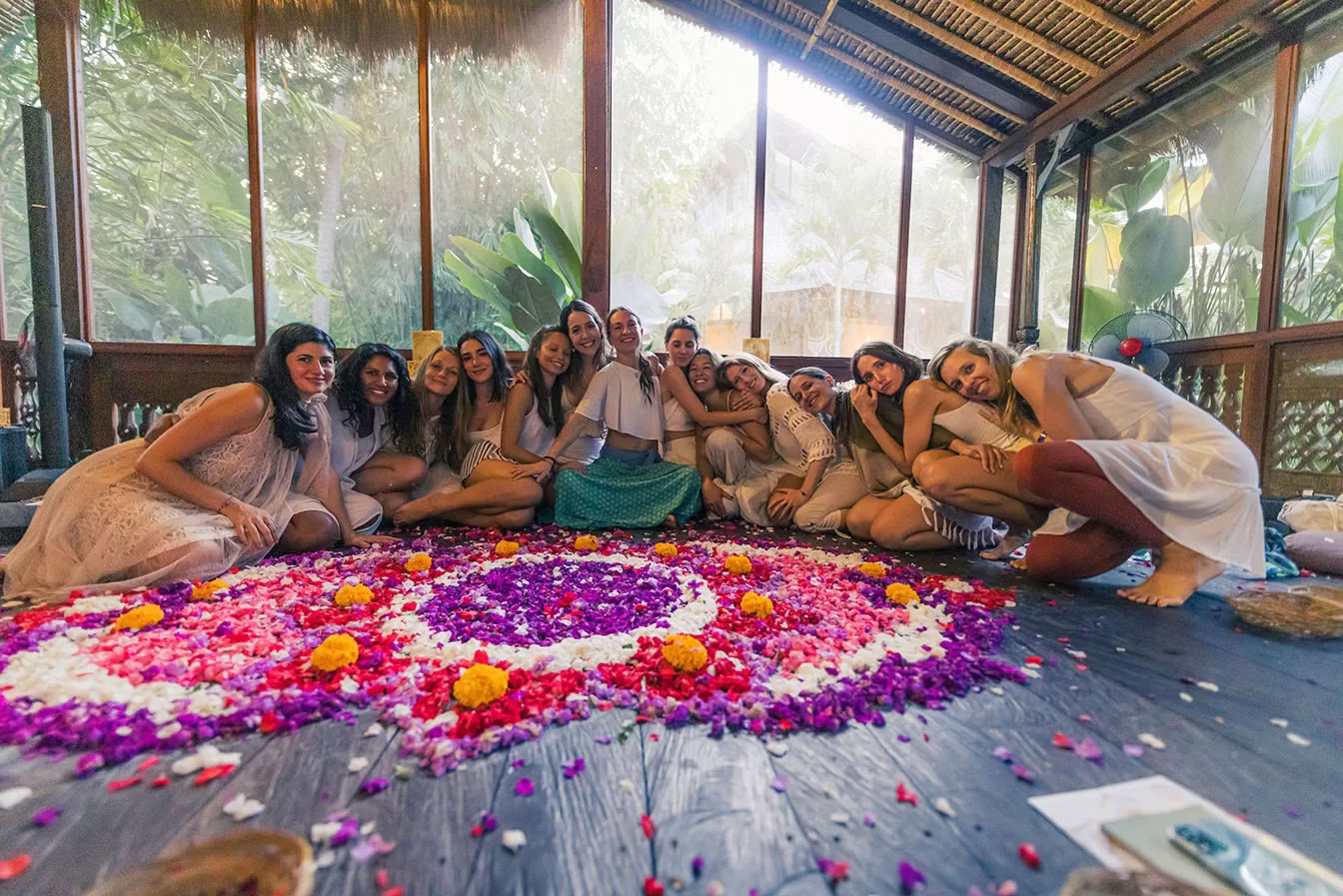 Formación de Profesores de Yoga de 300 Horas Elements