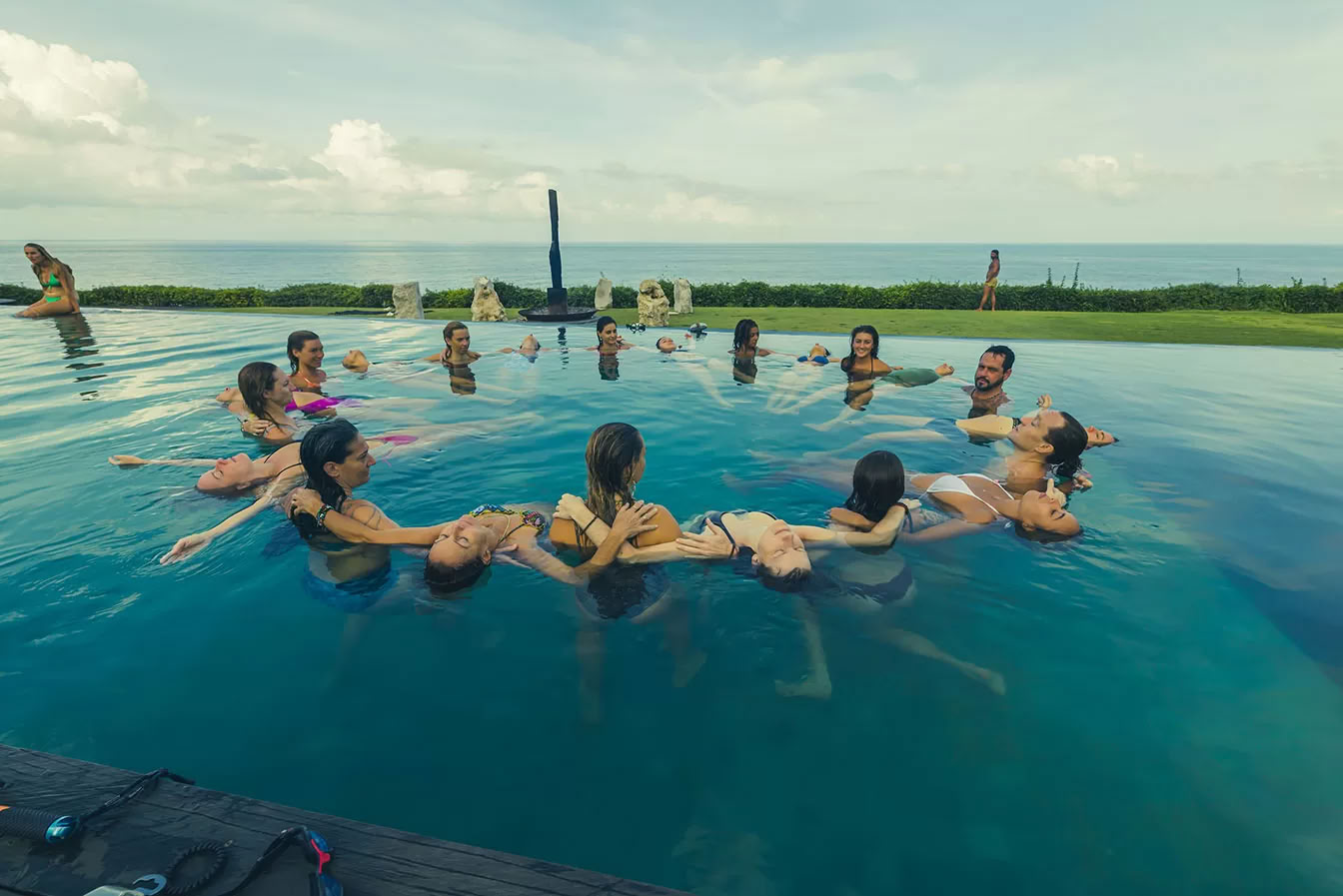 Lucidflow 100h de 300h ytt - Formación de Profesores de Yoga en Bali
