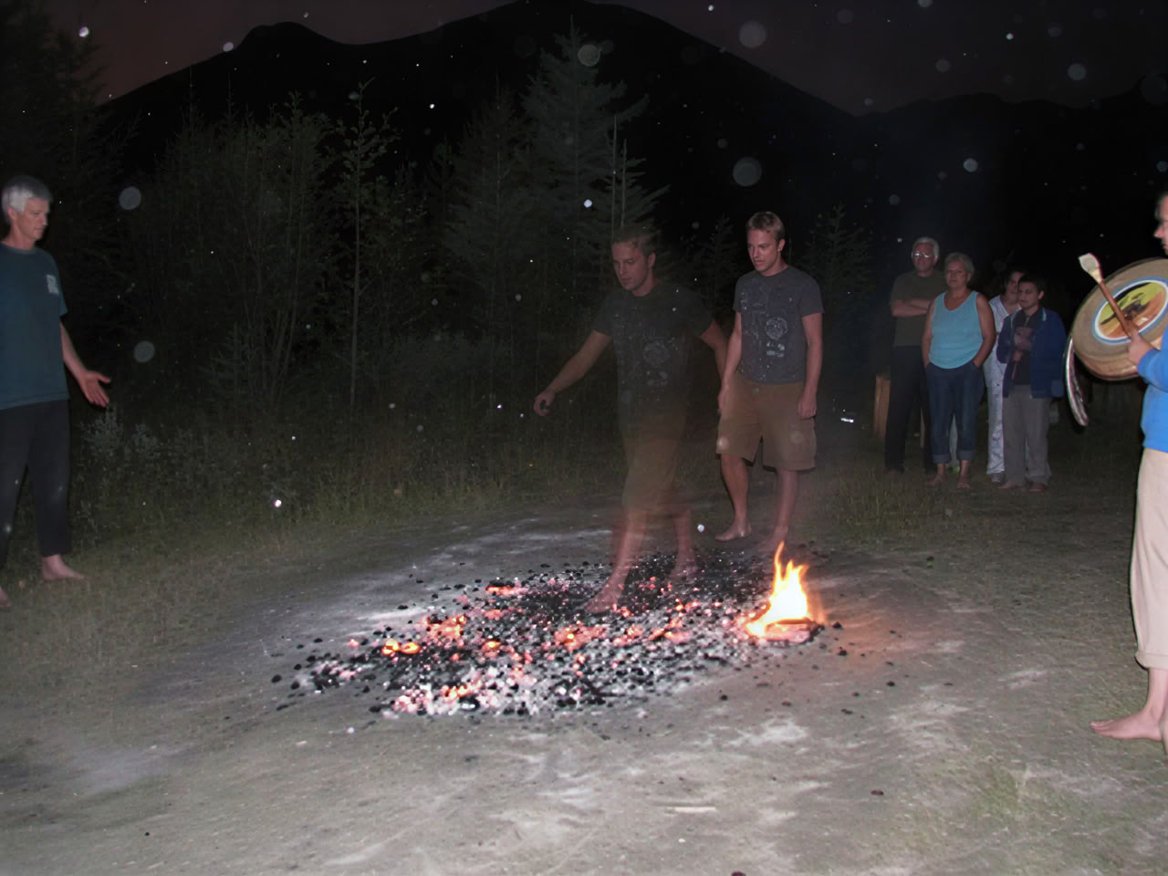 Ceremonia de Caminata sobre Fuego