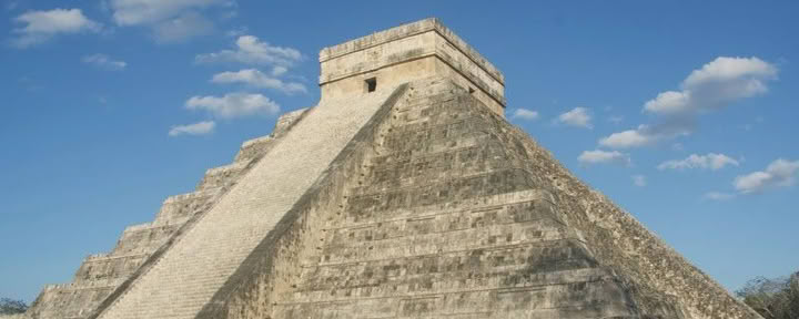Mayan Secrets. Chichen Itzá y Valladolid.