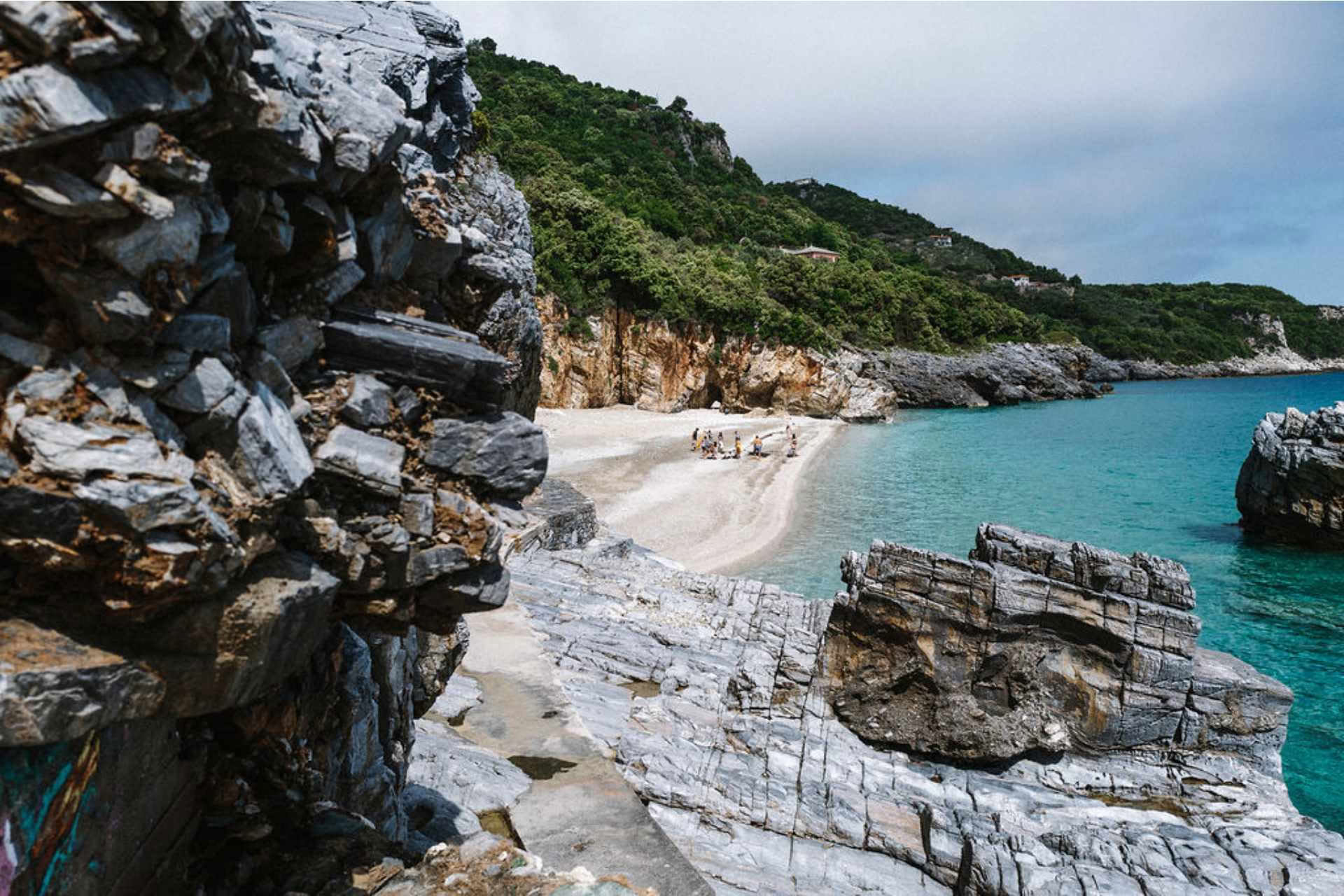 Mountain & Sea Retreat | Capas del Ser