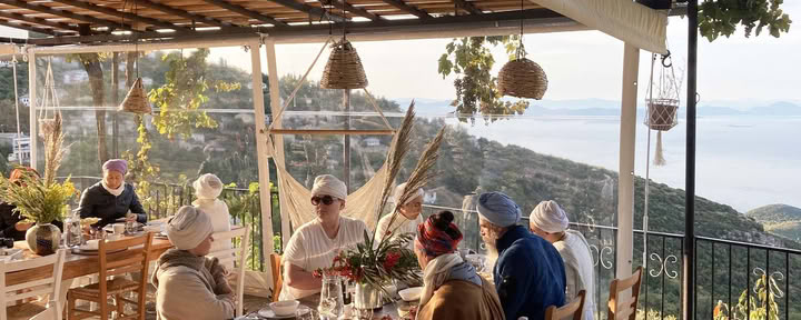 Sungalaa Kundalini Yoga Teacher Training: Relaciones auténticas