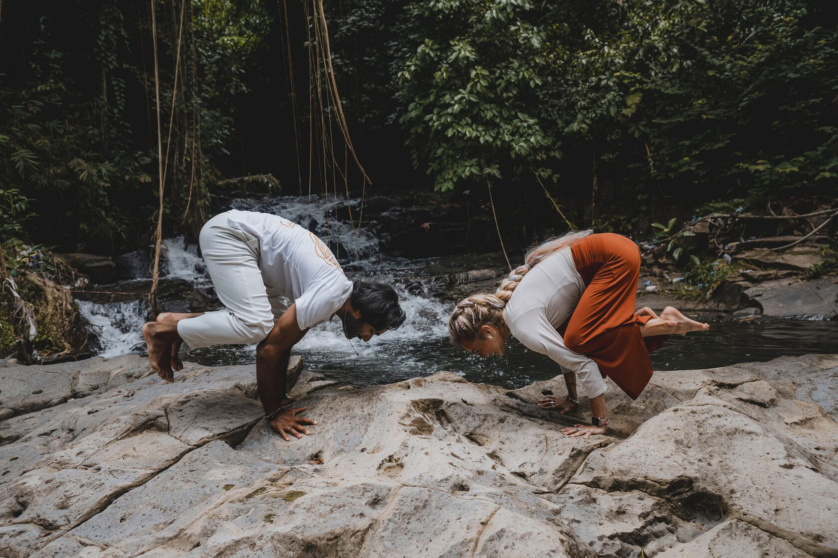 200hrs Formación de Profesores de Yoga en Bali, Amertham