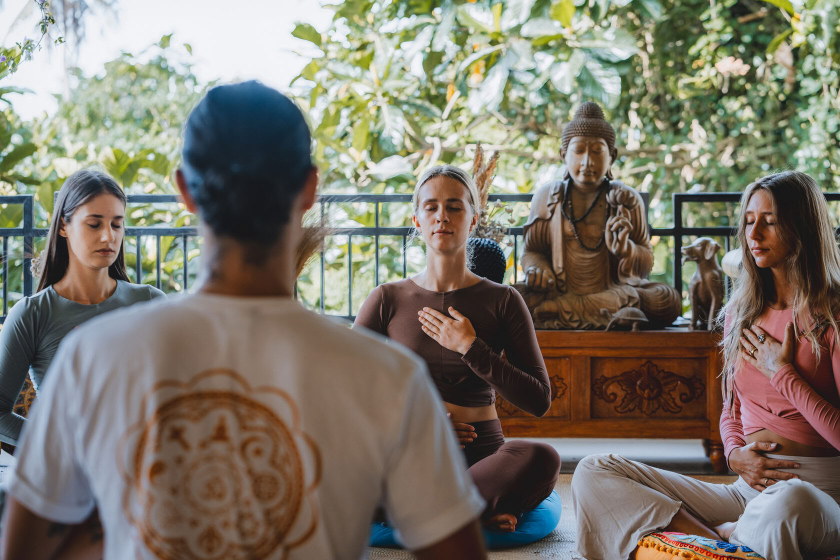 200hrs Formación de Profesores de Yoga en Bali, Amertham