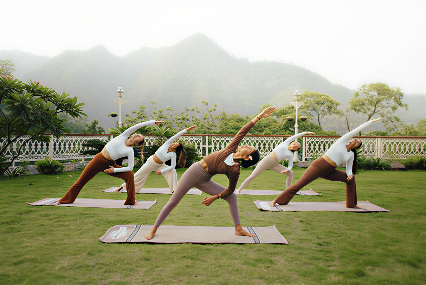 200 horas YTT en Rishikesh – 23 de mayo - 14 de junio de 2026