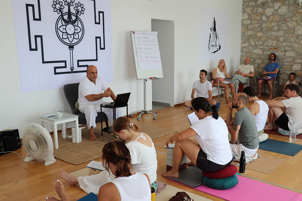 The Highest Tantra: Taller y retiro de Shaivismo de Cachemira