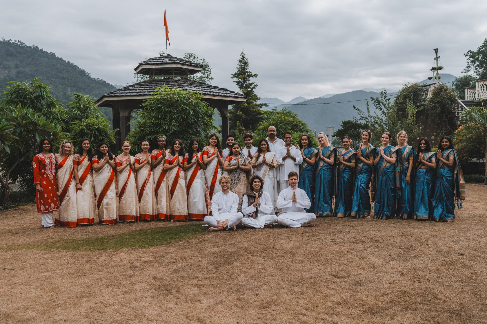 200 horas YTT en Rishikesh – 12 sep. – 4 oct. 2026