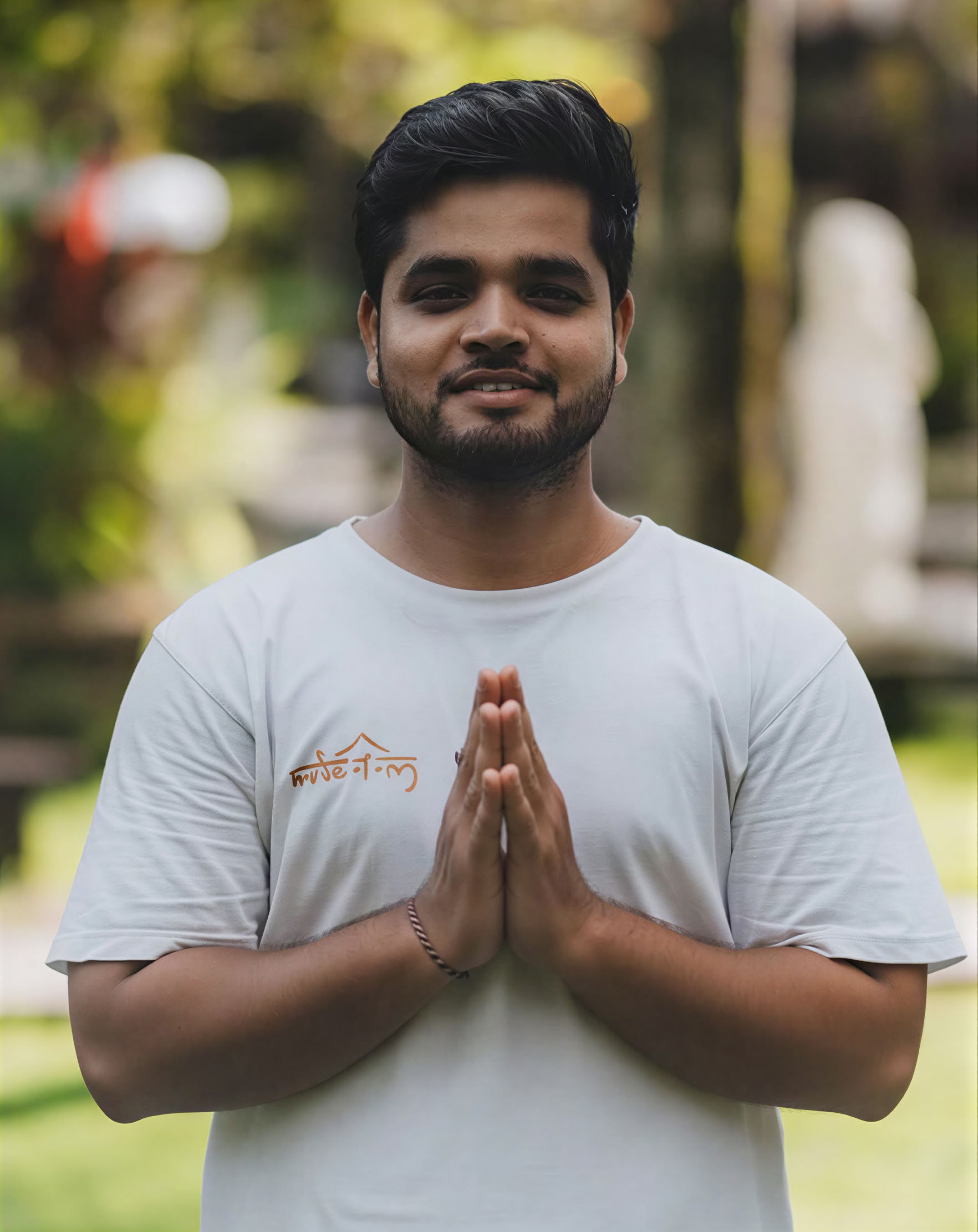 Entrenamiento híbrido de profesores de yoga de 200 horas/300 horas – 13 de sept. – 22 de sept. de 2026