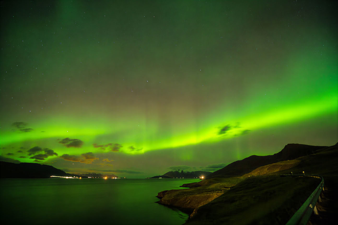Yoga retiro bajo las Luces del Norte en Islandia – Fechas Invierno 2026