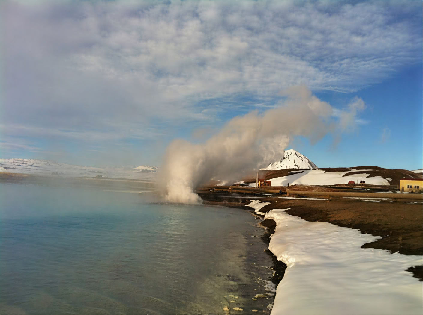 Yoga retiro bajo las Luces del Norte en Islandia – Fechas Invierno 2026