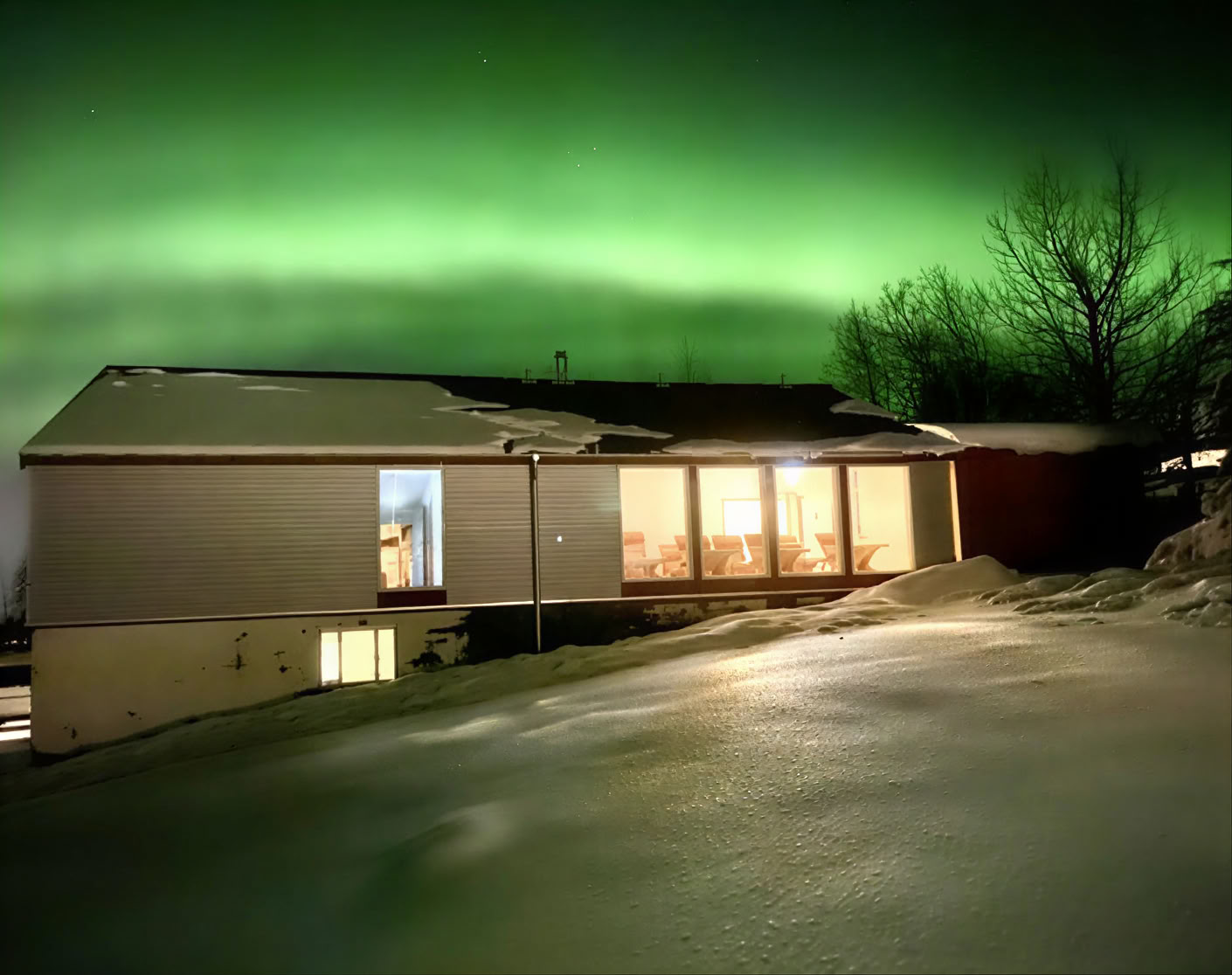 Yoga retiro bajo las Luces del Norte en Islandia – Fechas Invierno 2026
