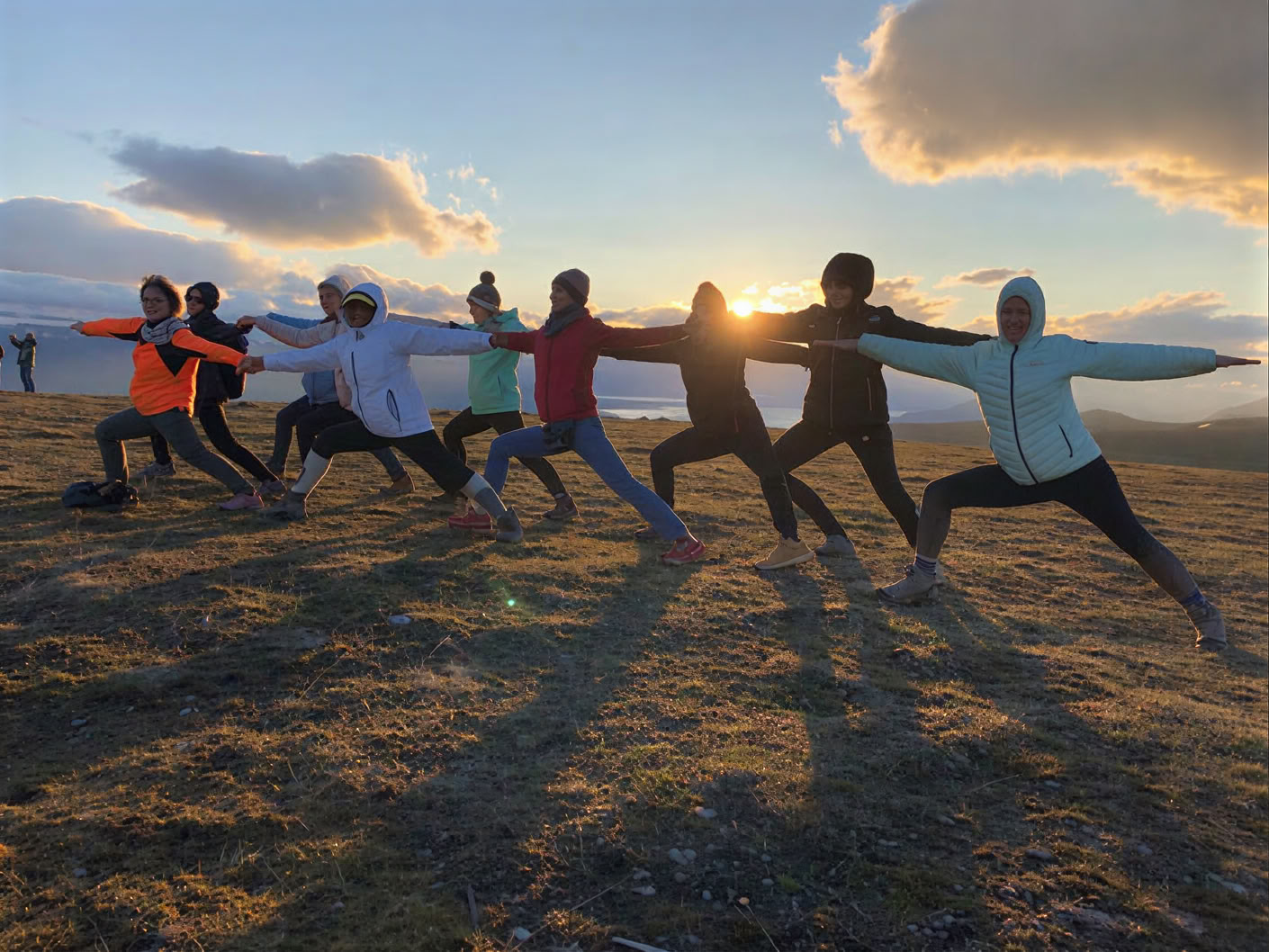 Yoga & Hike Retiro de Otoño Dorado Islandia – Fechas 2026