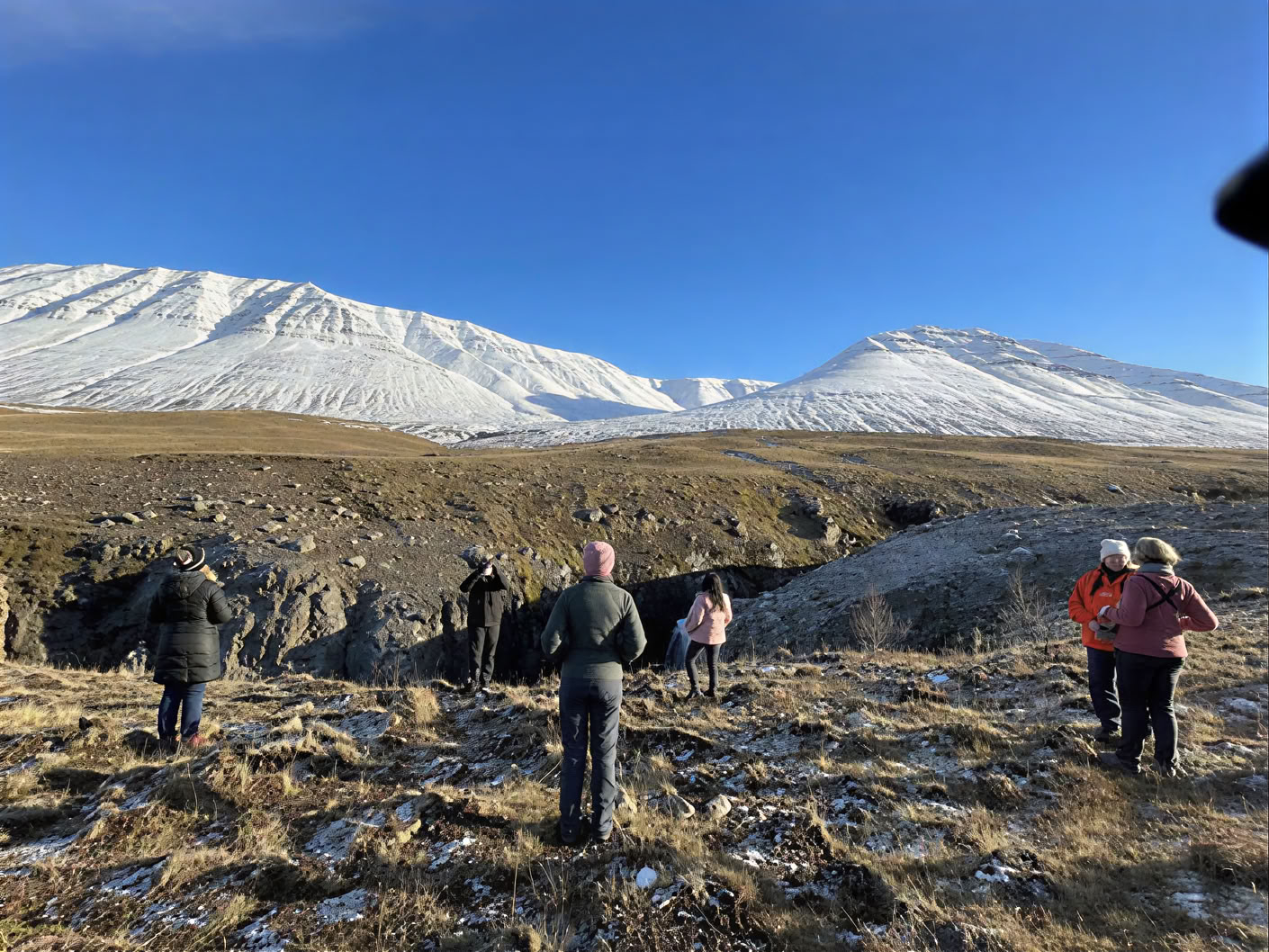 Yoga & Hike Retiro de Otoño Dorado Islandia – Fechas 2026