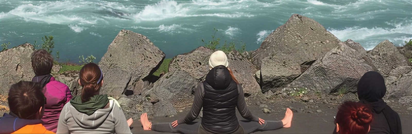 Yoga & hike - retiro de otoño en Islandia