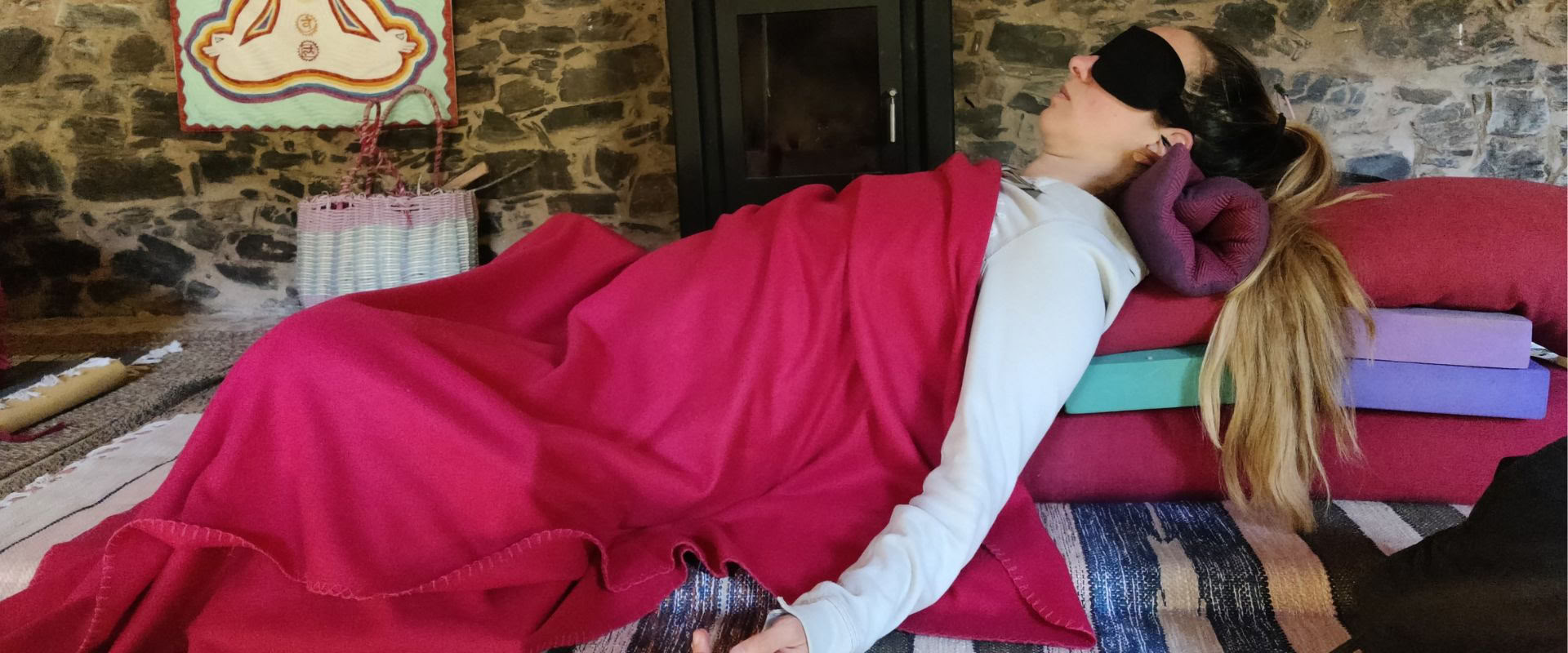Yin Yoga con Ceremonia Sagrada Retiro