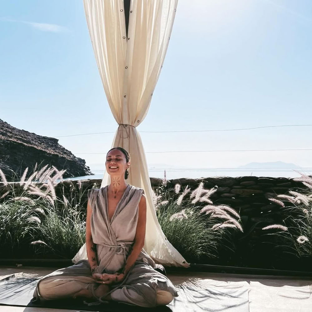 Self Essence: Un Retiro de Yoga