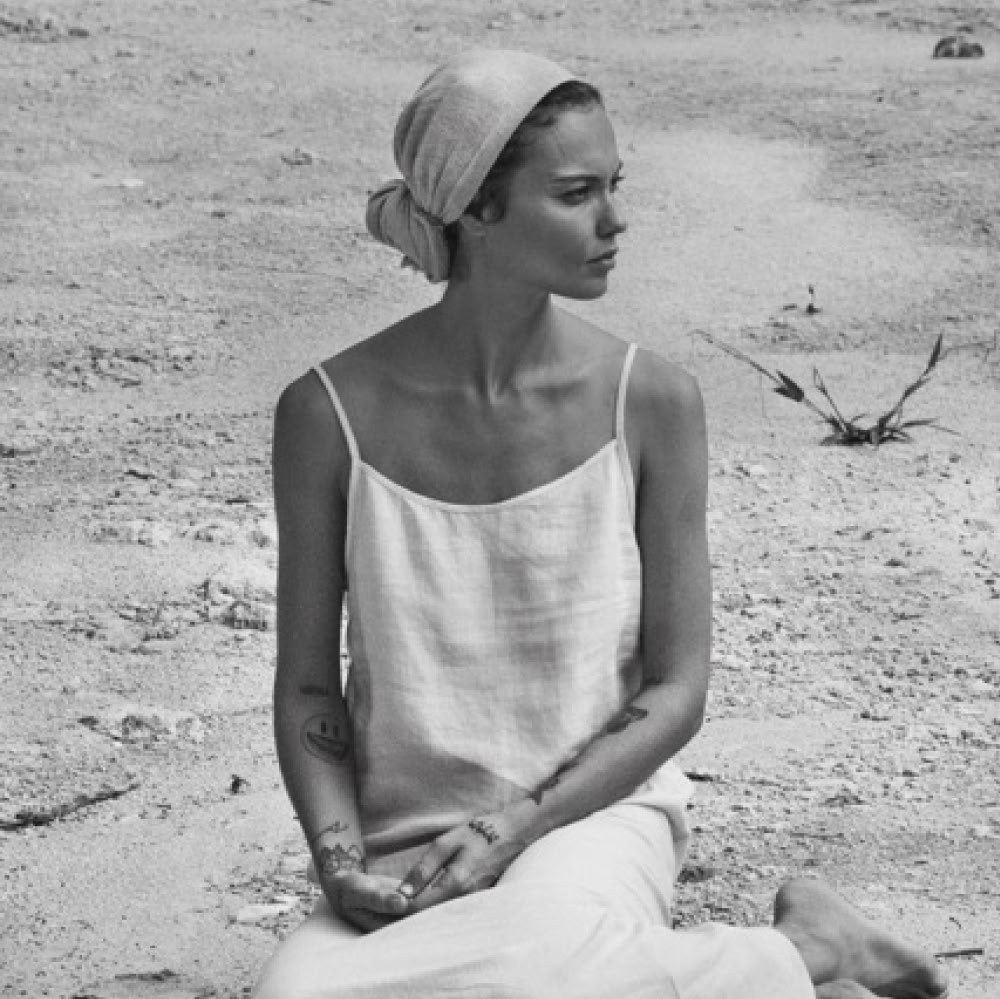 Self Essence: Un Retiro de Yoga