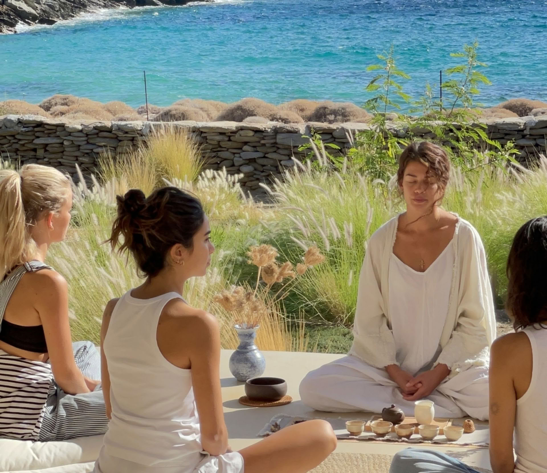 Lightness Of Being: Un Retiro de Yoga y Meditación