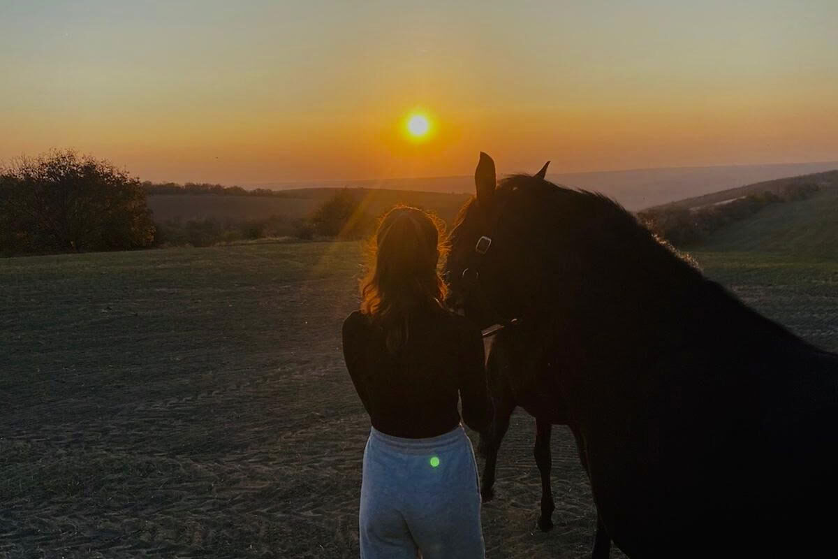 7 días: Harmonic Hooves: Una sinfonía de espíritu, suelo y corcel
