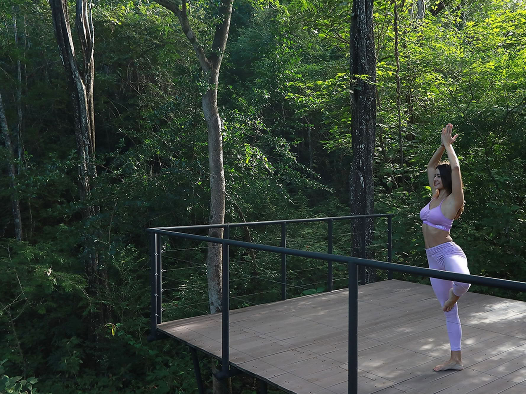 Yoga junto al Acantilado