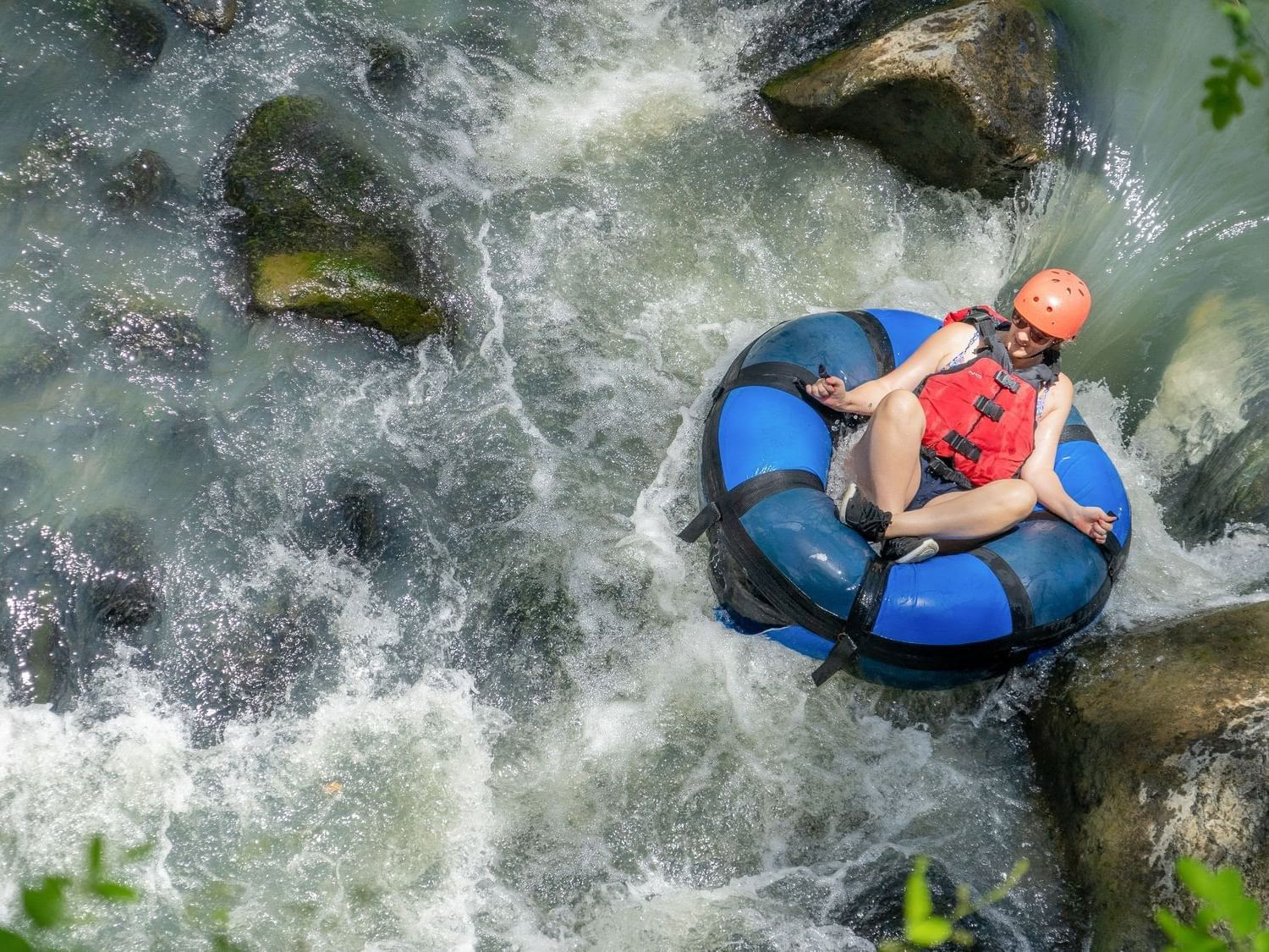 Tubing por el río