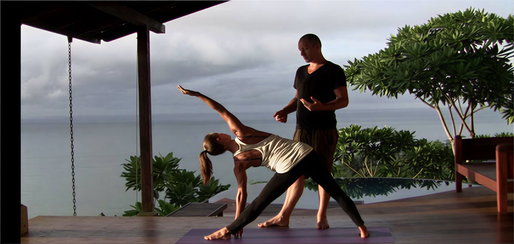 200 Hr Formación de Profesores de Vinyasa y Yin Yoga – Peter Kaaberbol Kristensen