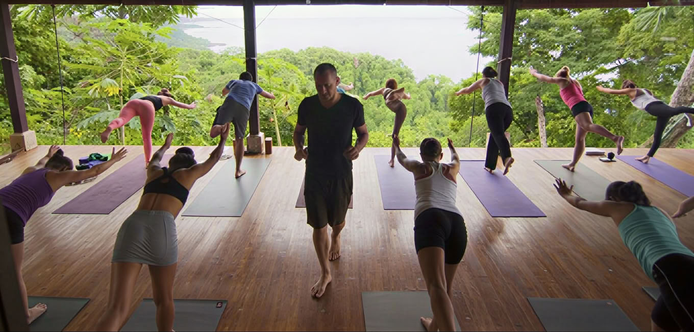 200 Hr Formación de Profesores de Vinyasa y Yin Yoga – Peter Kaaberbol Kristensen