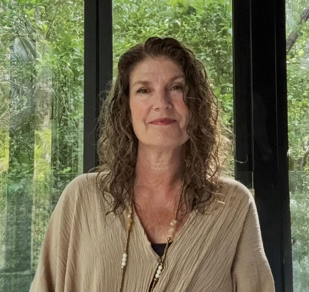 Essential Wellness Retiro with special guest coach, Lisa Schenk