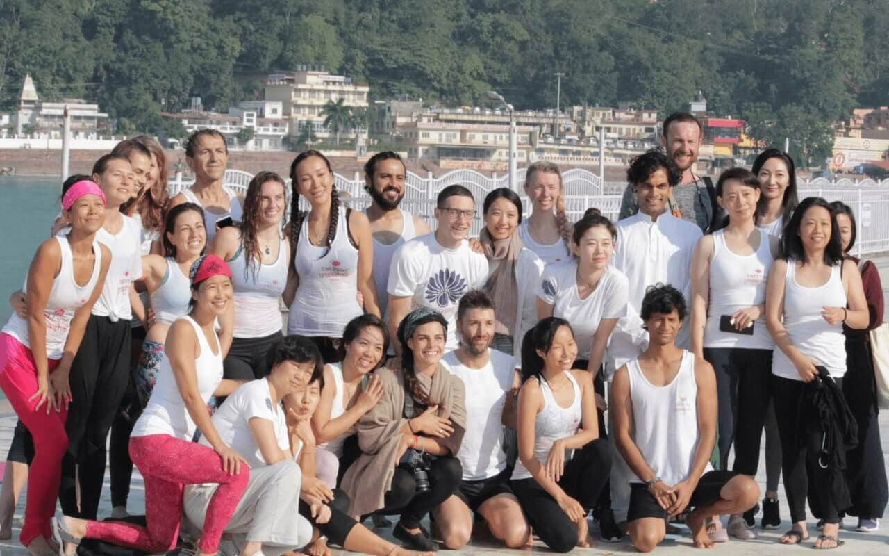 Formación de Profesores de Yoga de 500 horas en Rishikesh