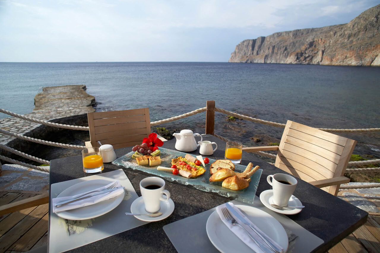 Escape to the Mediterranean: Retiro de yoga en Grecia