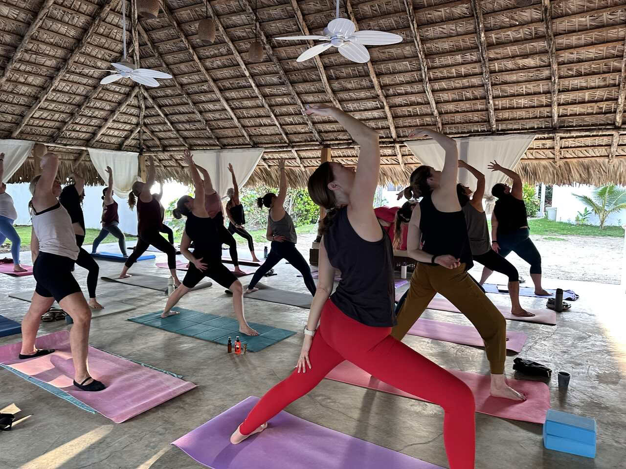 Return To Self Retiro de Yoga con Studio YOU Yoga and Chia