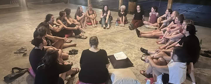 Return To Self Retiro de Yoga con Studio YOU Yoga and Chia