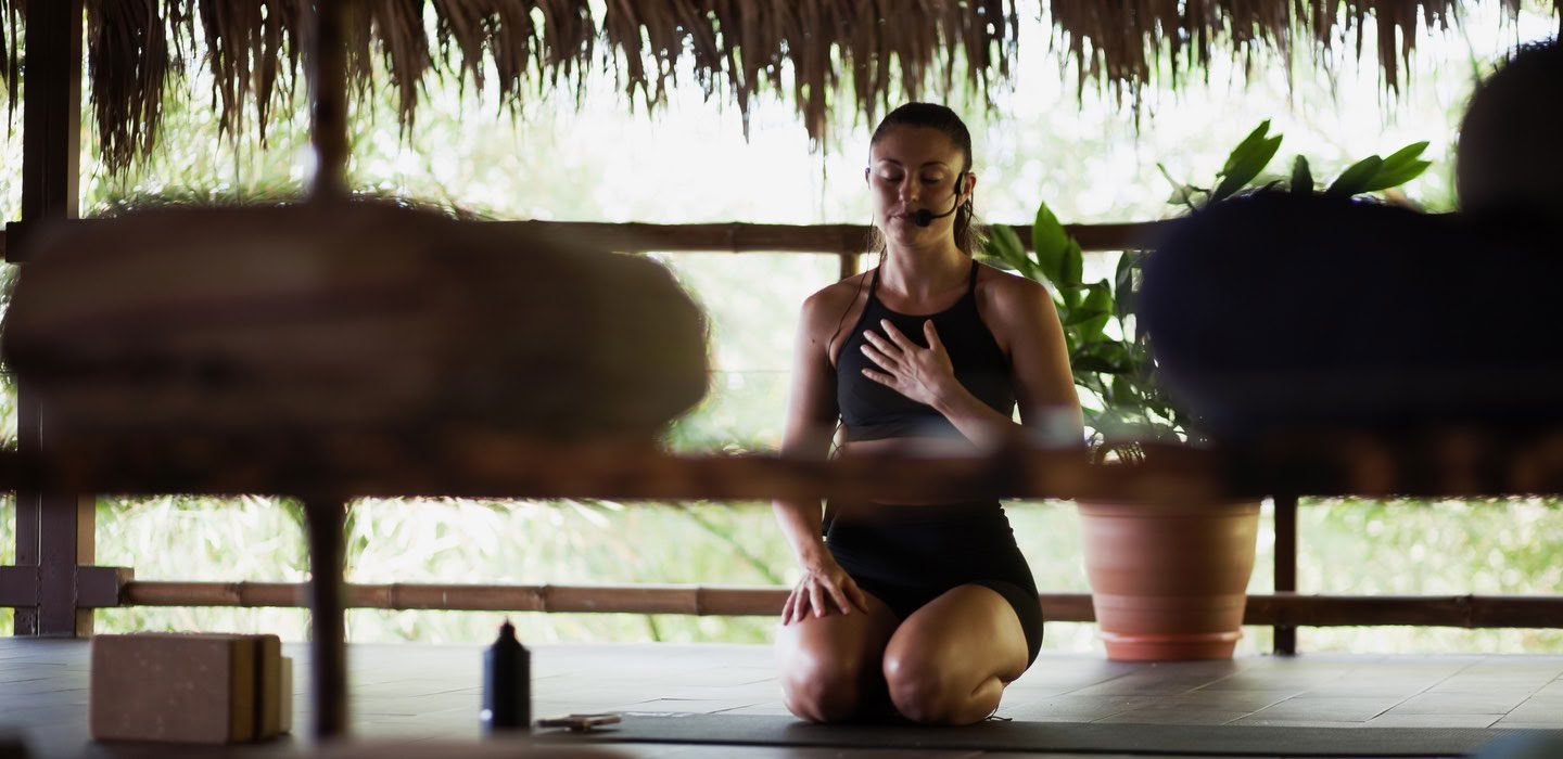 Salty Retreats: Surf, Sweat y Flow en Costa Rica