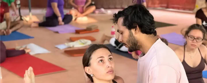 Formación de profesores de yoga de 300 horas en Kerala – 3 ene – 30 ene 2027
