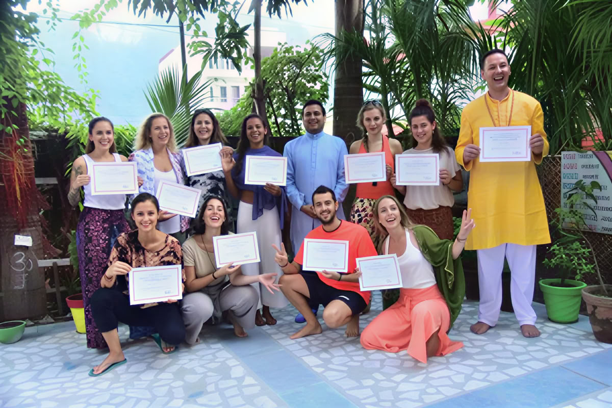 Organizador de ceremonias de matrimonio hindú védico en Rishikesh