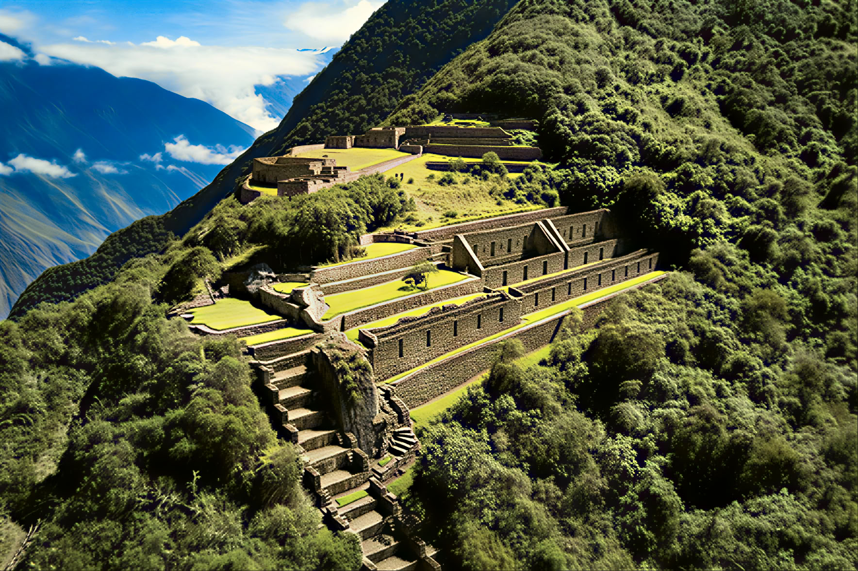 Trek Sagrado a Waqrapukara con Chamán Andino (2 Días)