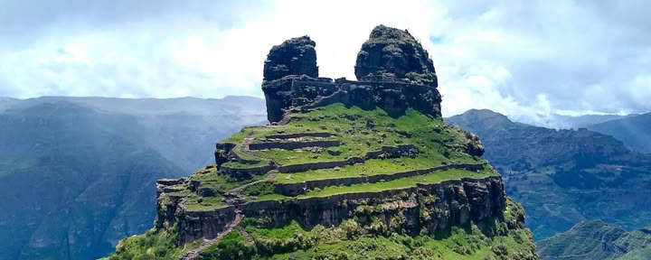 Trek Sagrado a Waqrapukara con Chamán Andino (2 Días)