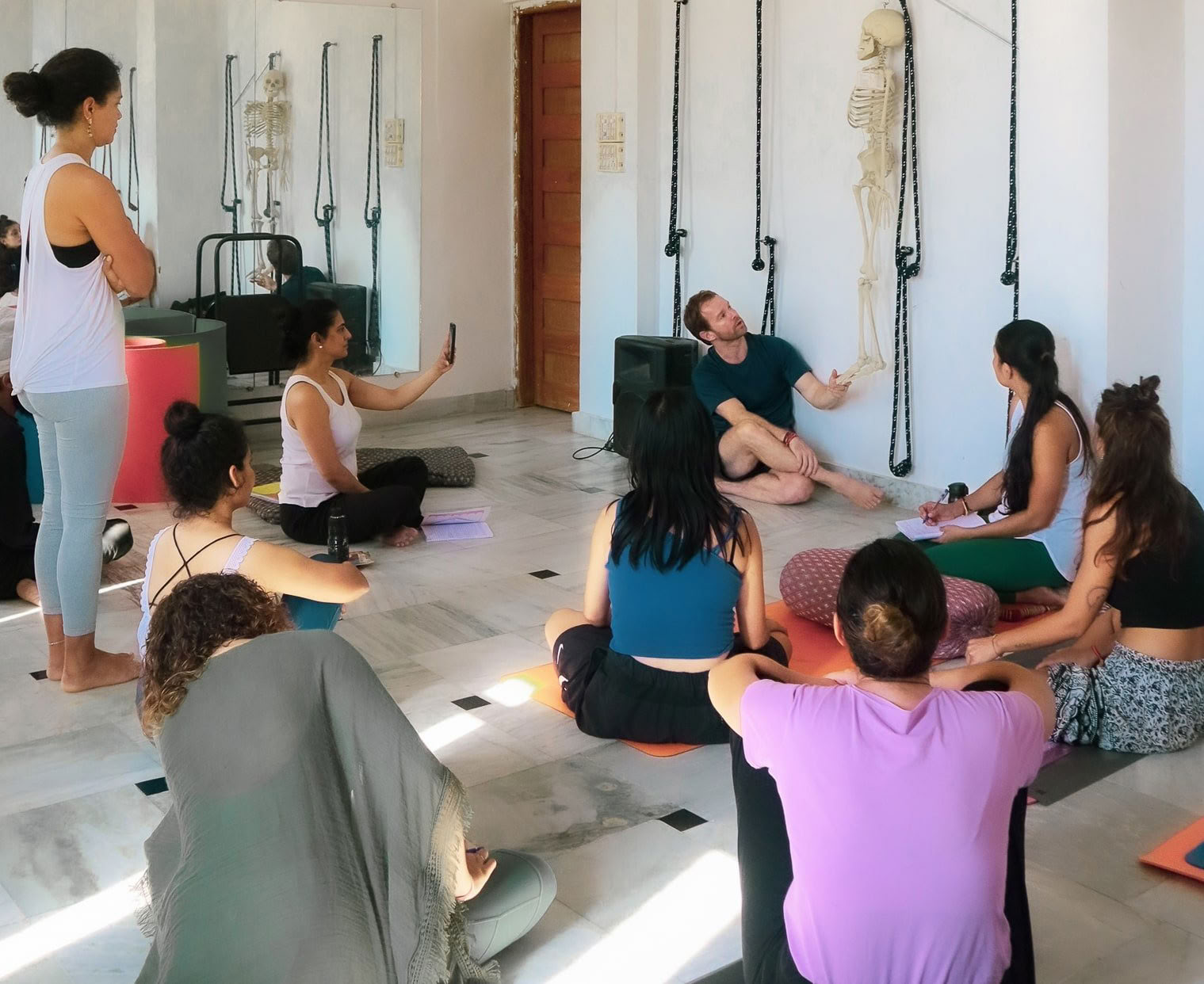 Formación de Profesores de Yoga de 200 Horas Especial en Rishikesh – 3.º - 30.º Oct 2026